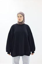 سويت أوفرسايز كحل من القدام